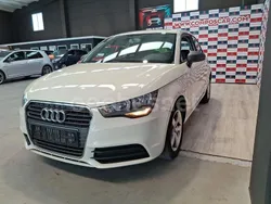 Blanco Usado 2013 Audi A1 Attraction Utilitario | 12.500 € (Caro)