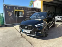 Negro Usado 2023 MG ZS Luxury Berlina | 15.999 € (Precio justo)