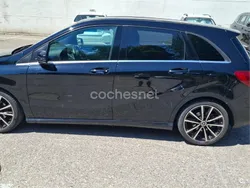 Negro Usado 2018 Mercedes B180 Monovolumen | 18.500 € (Precio justo)