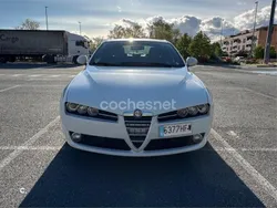 Blanco Usado 2011 Alfa Romeo 159 Distinctive Berlina | 7000 € (Precio justo)
