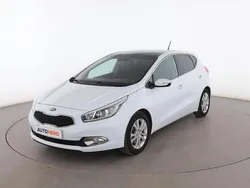 Blanco Usado 2013 Kia Ceed Utilitario | 10.099 € (Un poco caro)