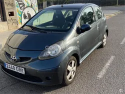 Negro Usado 2005 Toyota Aygo Utilitario | 3500 € (Precio justo)