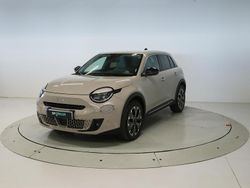 Otro Usado 2024 Fiat 600 La Prima | 23.900 € (Precio justo)