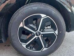 Negro Usado 2024 Kia Niro SUV | 26.900 € (Un poco caro)