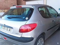 Gris / plata Usado 2001 Peugeot 206 Berlina | 1750 € (Precio justo)