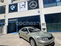 Beige Usado 2001 Renault Laguna II Authentique Berlina | 2900 € (Caro)