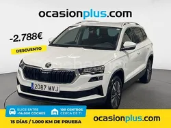 Blanco Usado 2024 Skoda Karoq Ambition SUV | 30.670 € (Caro)