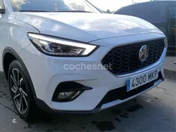 Blanco Usado 2023 MG ZS Luxury Berlina | 15.500 € (Precio justo)