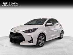 Blanco Usado 2024 Toyota Yaris Hybrid Active Berlina | 21.900 € (Precio justo)