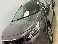 Gris / plata Usado 2019 Peugeot 2008 Signature Sky SUV | 11.500 €