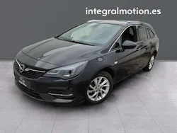 Negro Usado 2021 Opel Astra Edition Familiar | 12.500 € (Precio justo)