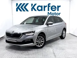 Gris / plata Usado 2022 Skoda Scala Style Utilitario | 17.990 € (Un poco caro)
