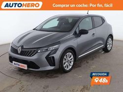 Gris Usado 2024 Renault Clio V Evolution Utilitario | 15.809 € (Precio justo)