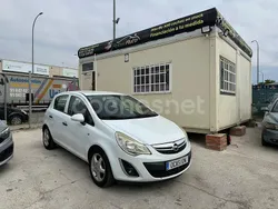 Blanco Usado 2011 Opel Corsa Berlina | 2399 € (Buen precio)