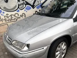 Gris / plata Usado 2001 Citroën Xantia Berlina | 1300 €