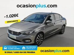 Gris / plata Usado 2018 Fiat Tipo Lounge Berlina | 11.290 € (Precio justo)