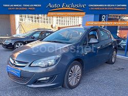 Gris / plata Usado 2014 Opel Astra Selective Berlina | 6990 € (Precio justo)