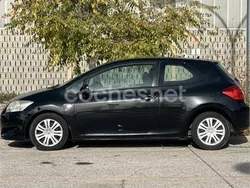 Negro Usado 2009 Toyota Auris Luna Berlina | 3687 € (Buen precio)