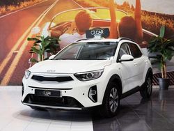 Blanco Usado 2023 Kia Stonic SUV | 16.400 € (Precio justo)