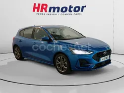 Azul Usado 2023 Ford Focus ST-Line Berlina | 17.250 € (Precio justo)