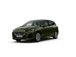 Sanremo green metalizado Usado 2024 BMW 218 Active Tourer Comfort Edition Monovolumen | 35.900 € (Buen precio)
