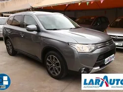 Usado 2015 Mitsubishi Outlander Motion SUV | 20.899 € (Caro)