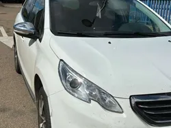 Blanco Usado 2016 Peugeot 2008 Allure SUV | 6500 € (Buen precio)