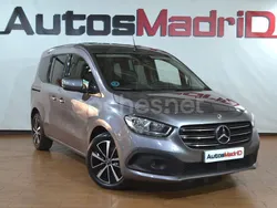 Gris / plata Usado 2023 Mercedes T180 Monovolumen | 27.990 € (Precio justo)