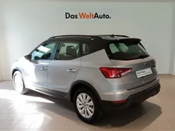 Gris plata Usado 2023 Seat Arona Style SUV | 17.900 € (Precio justo)