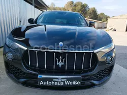 Negro Usado 2018 Maserati Levante SUV | 34.900 € (Caro)