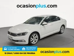 Blanco Usado 2017 VW Passat Advance Berlina | 20.750 € (Un poco caro)