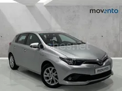 Toyota Auris Hybrid