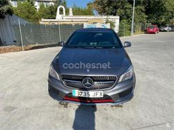 Gris / plata Usado 2015 Mercedes CLA250 Shooting Brake Familiar | 20.500 €
