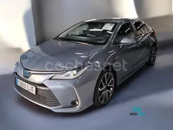 Gris / plata Usado 2020 Toyota Corolla Advance Berlina | 18.490 € (Un poco caro)