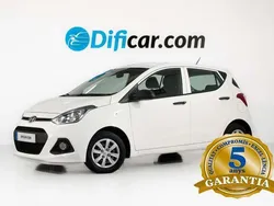 Blanco Usado 2016 Hyundai i10 Utilitario | 8490 € (Precio justo)