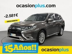 Gris Usado 2021 Mitsubishi Outlander P-HEV SUV | 25.100 € (Precio justo)