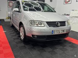Gris / plata Usado 2004 VW Touran Edition Monovolumen | 5500 € (Precio justo)