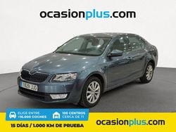 Gris Usado 2015 Skoda Octavia Ambition Berlina | 10.200 € (Buen precio)