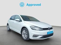 Blanco Usado 2017 VW Golf VII Advance | 17.900 € (Un poco caro)