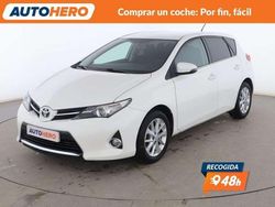 Blanco Usado 2014 Toyota Auris Berlina | 12.699 € (Precio justo)