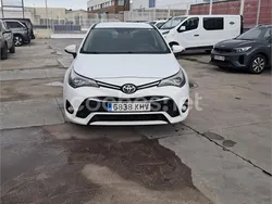 Blanco Usado 2018 Toyota Avensis Advance Familiar | 7200 €