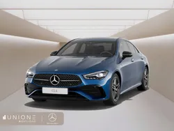 Azul Nuevo 2025 Mercedes CLA250e Berlina | 49.982 € (Precio justo)