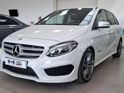 Blanco Usado 2016 Mercedes B200 AMG line Monovolumen | 19.899 € (Un poco caro)