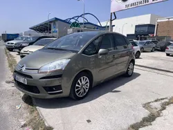 Beige Usado 2008 Citroën C4 Picasso Exclusive Monovolumen | 4900 € (Precio justo)