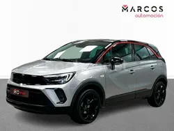 Gris / plata (tela banda negro roj o) Usado 2022 Opel Crossland GS Line SUV | 15.900 € (Caro)