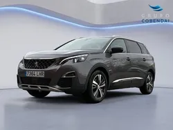 Gris / plata Usado 2020 Peugeot 5008 GT-line Monovolumen | 19.900 € (Precio justo)