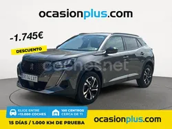 Gris / plata Usado 2022 Peugeot 2008 Allure SUV | 19.200 € (Un poco caro)