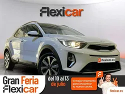 Blanco Usado 2022 Kia Stonic SUV | 13.690 € (Precio justo)
