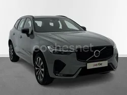 Gris / plata Nuevo 2025 Volvo XC60 Plus SUV | 53.800 € (Precio justo)