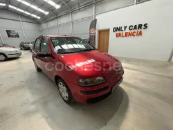 Granate Usado 2003 Fiat Punto Active Utilitario | 2790 € (Un poco caro)